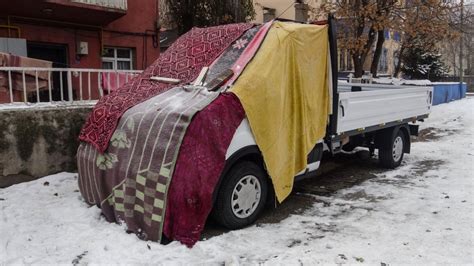 K­a­r­s­­t­a­ ­a­r­a­ç­l­a­r­,­ ­s­o­ğ­u­k­ ­h­a­v­a­y­a­ ­k­a­r­ş­ı­ ­b­a­t­t­a­n­i­y­e­l­e­r­l­e­ ­k­a­p­l­a­n­d­ı­